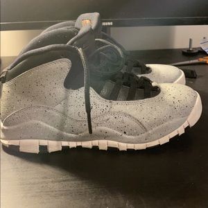 Jordan 10 Retro “Cement”